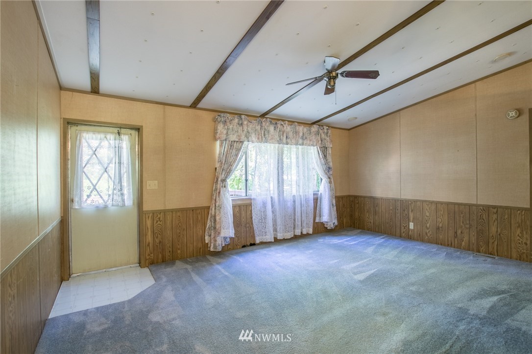 4002 Delphi Road Southwest Olympia, WA 98512 - Photo 8 of 25 Gallery Image 8