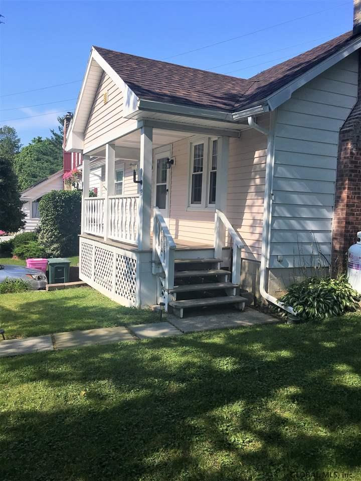12 Andover Road Bethlehem, NY 12159 - Photo 4 of 25 Photo 4