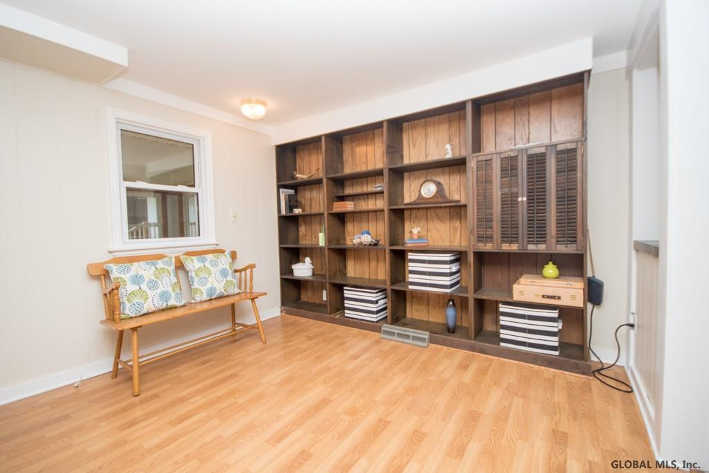 12 Andover Road Bethlehem, NY 12159 - Photo 7 of 25 Photo 7