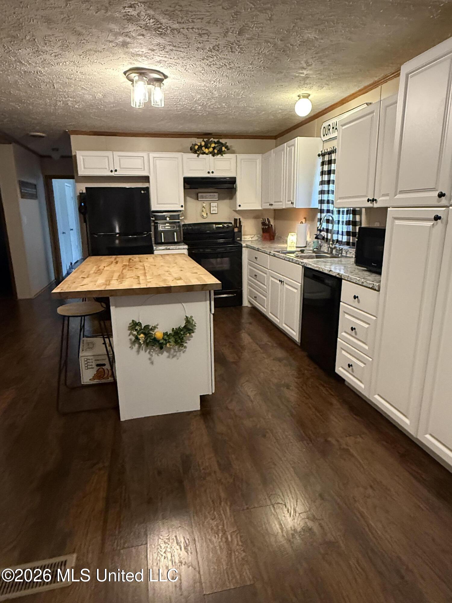 808 West McHenry Road McHenry, MS 39561 - Photo 8 of 32 Kitchen