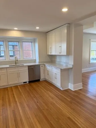 $3,000 | 54 Massachusetts Street, Highland Park, MI 48203