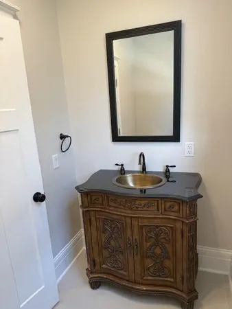 $3,000 | 54 Massachusetts Street, Highland Park, MI 48203