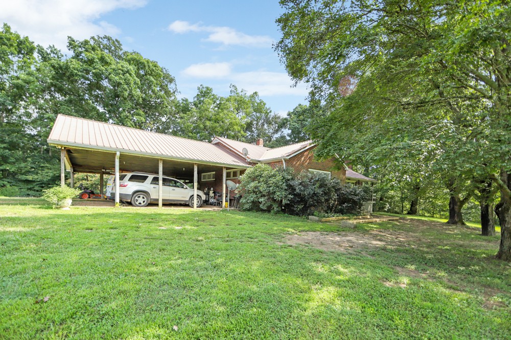 7826 Grover Vaughn Road Lyles, TN 37098 - Photo 12 of 40 Gallery Image 12