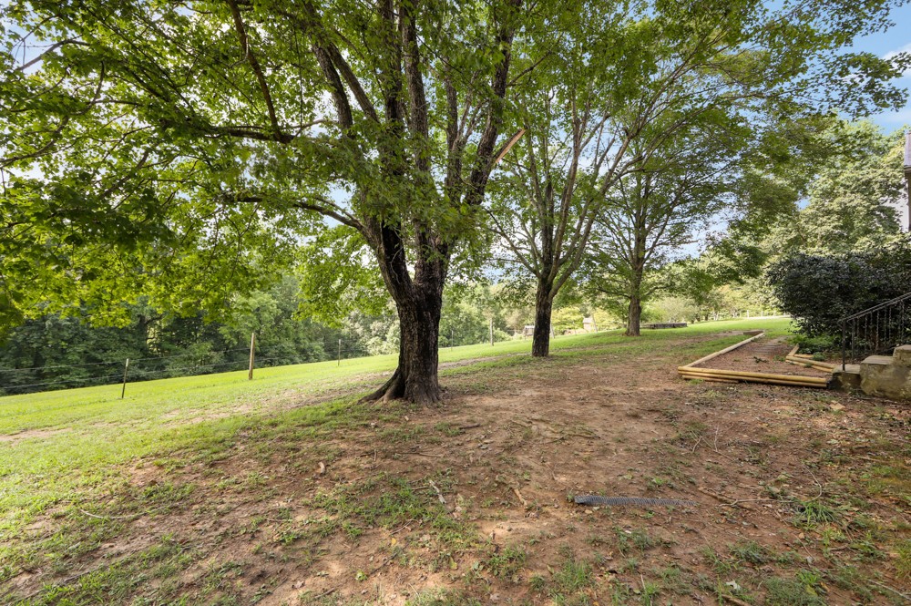 7826 Grover Vaughn Road Lyles, TN 37098 - Photo 14 of 40 Gallery Image 14