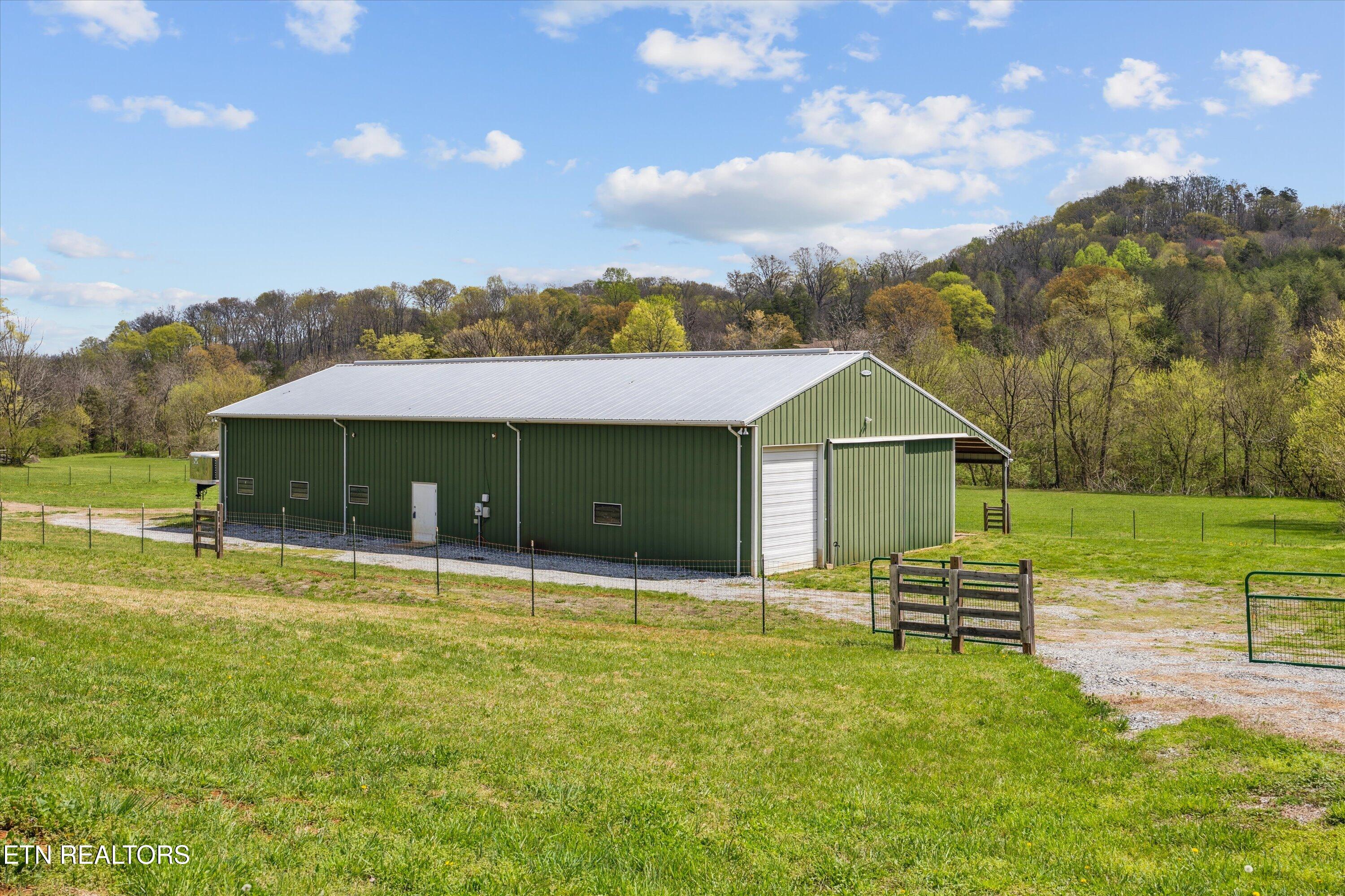 1302 Blockhouse Road Maryville, TN 37803 - Photo 28 of 30 28-RS9_4410