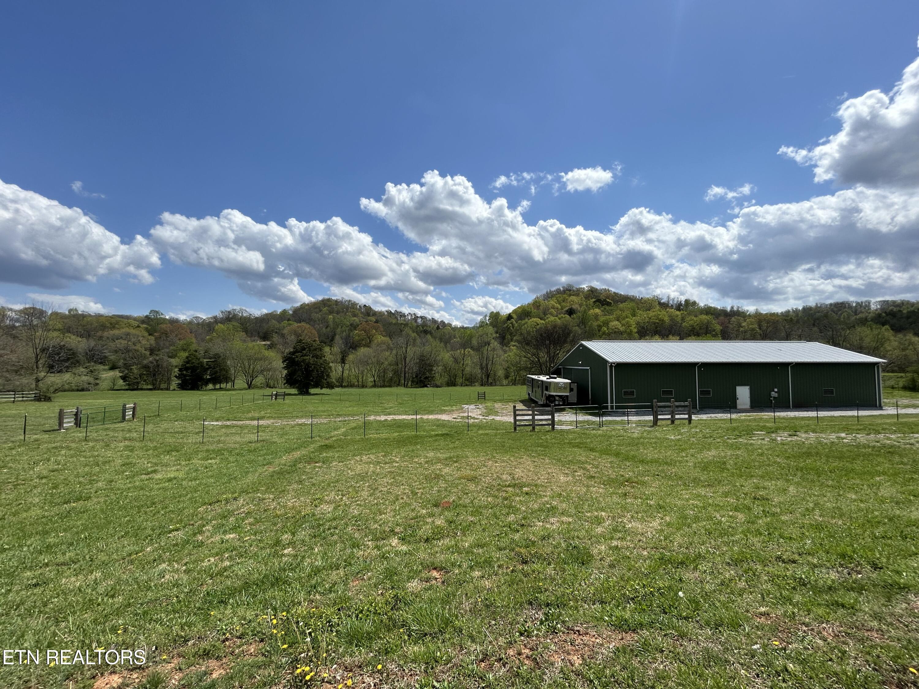 1302 Blockhouse Road Maryville, TN 37803 - Photo 3 of 30 IMG_3484