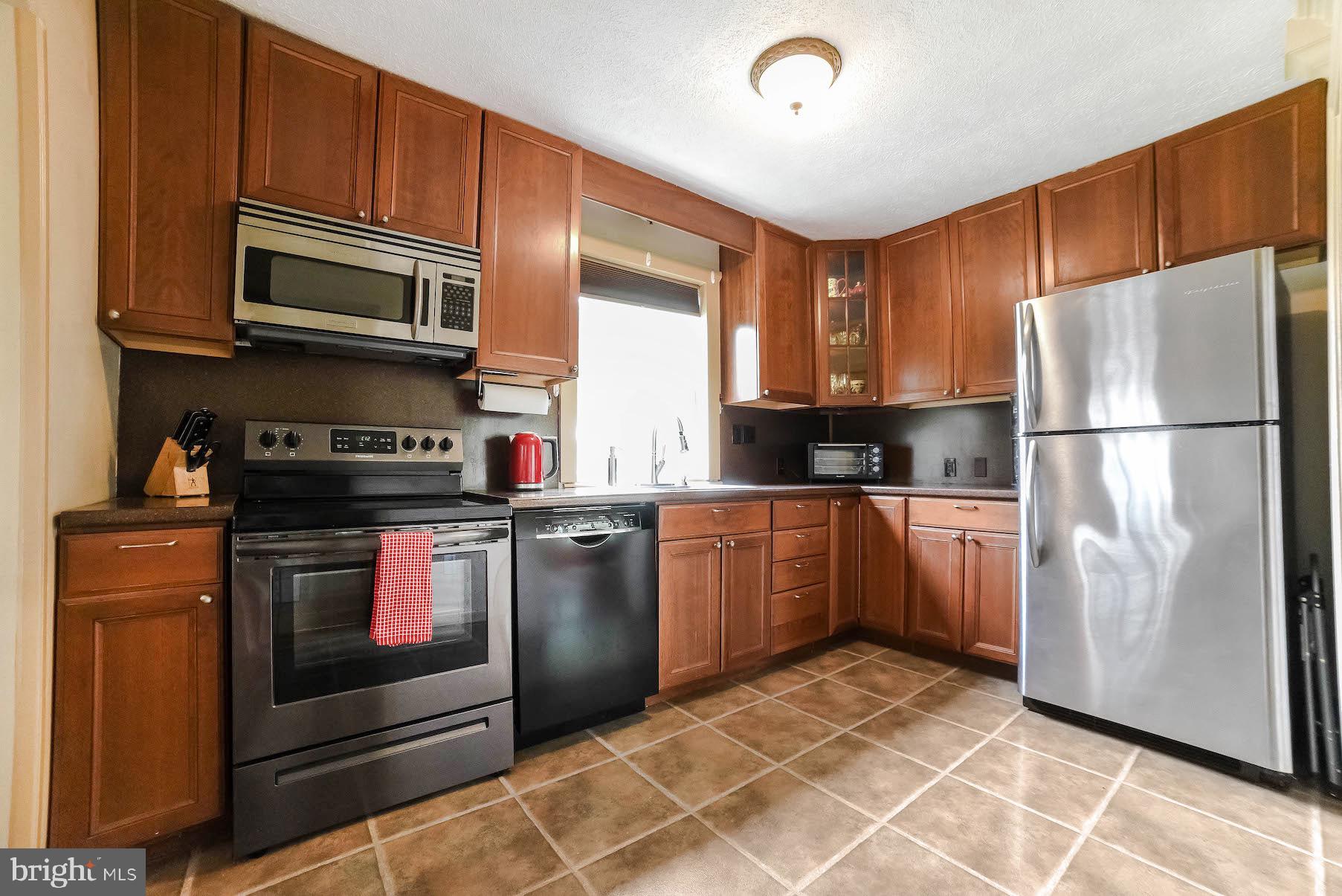 18315 Point Lookout Road Park Hall, MD 20667 - Photo 28 of 61 Kitchen