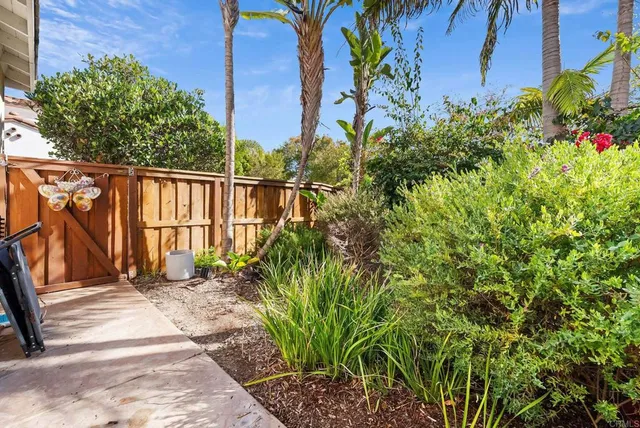 $1,850,000 | 6266 Village Green Drive, Carlsbad, CA 92009