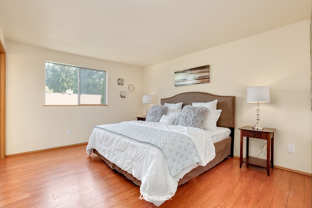 2225 186th Place Southeast Bothell, WA 98012 - Photo 11 of 22 Gallery Image 11