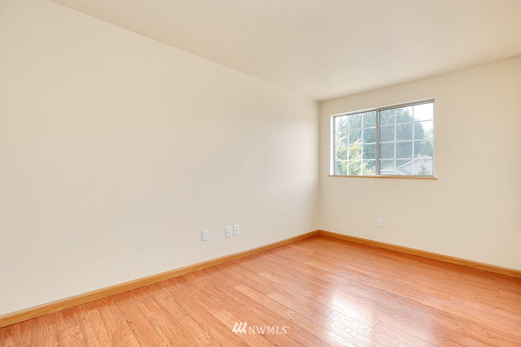 2225 186th Place Southeast Bothell, WA 98012 - Photo 15 of 22 Gallery Image 15