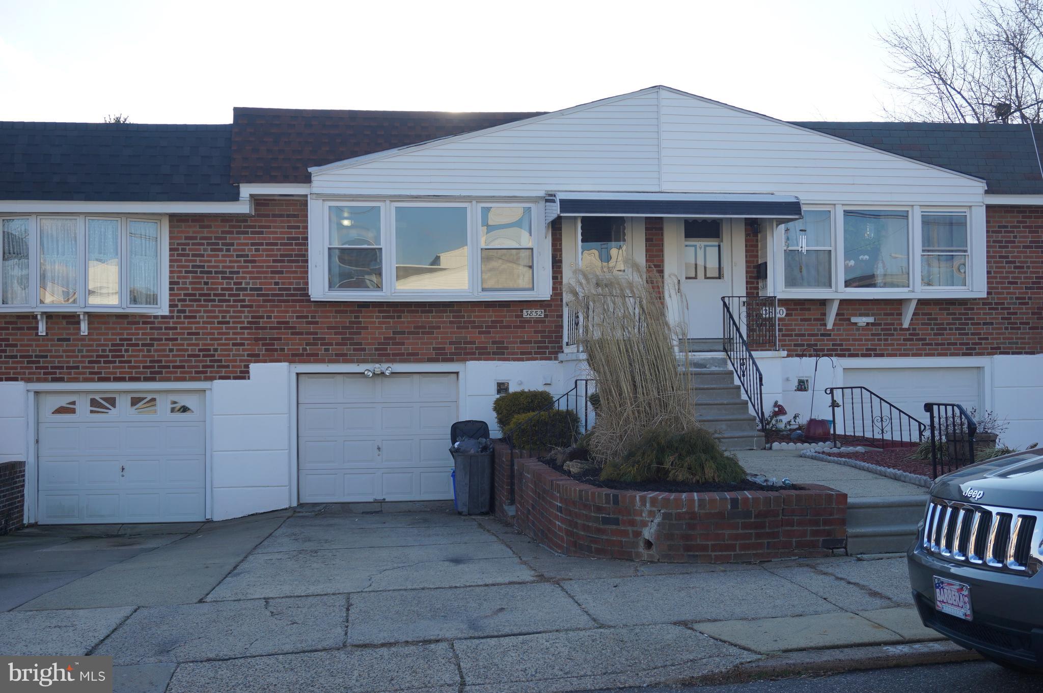 3852 Fairdale Road Philadelphia, PA 19154 - Photo 2 of 25 Front
