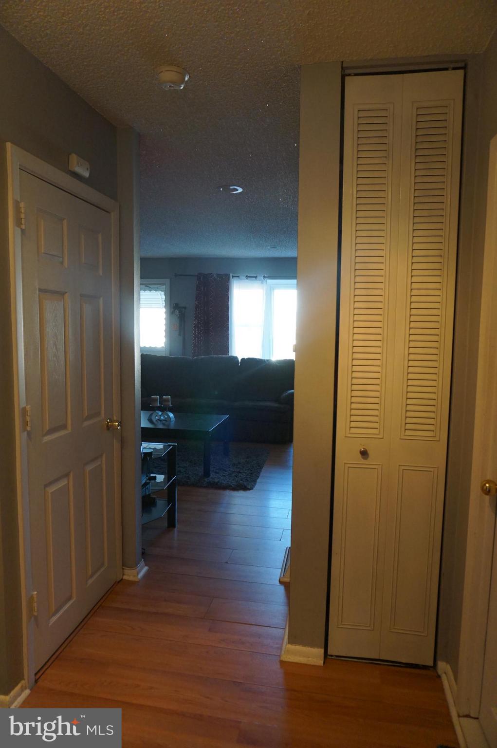 3852 Fairdale Road Philadelphia, PA 19154 - Photo 9 of 25 Hallway