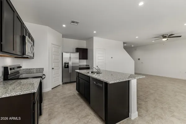 $2,450 | 9173 South Palo Verde Drive, Apache Junction, AZ 85120