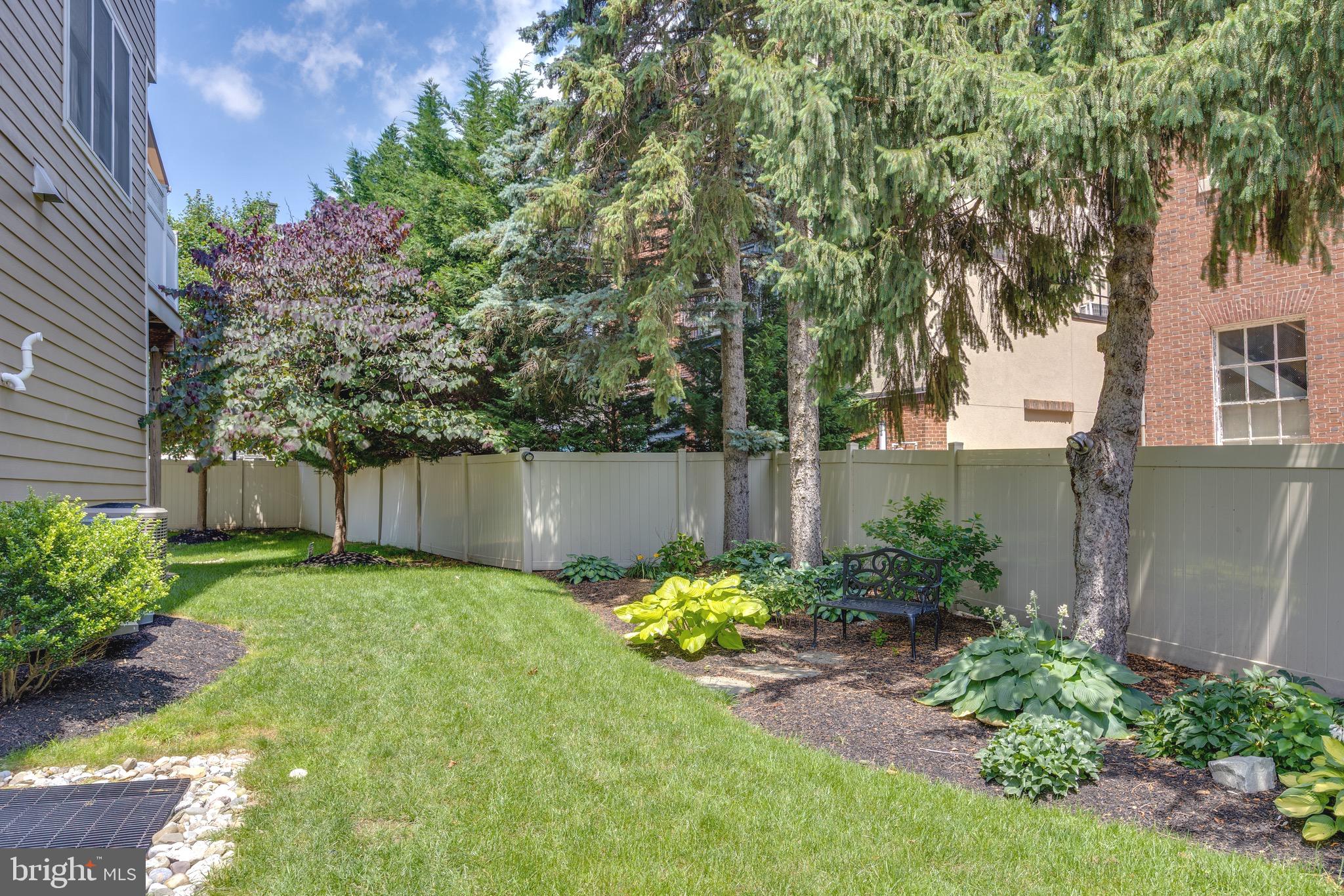 18 South Roberts Road Bryn Mawr, PA 19010 - Photo 47 of 48 Side Yars