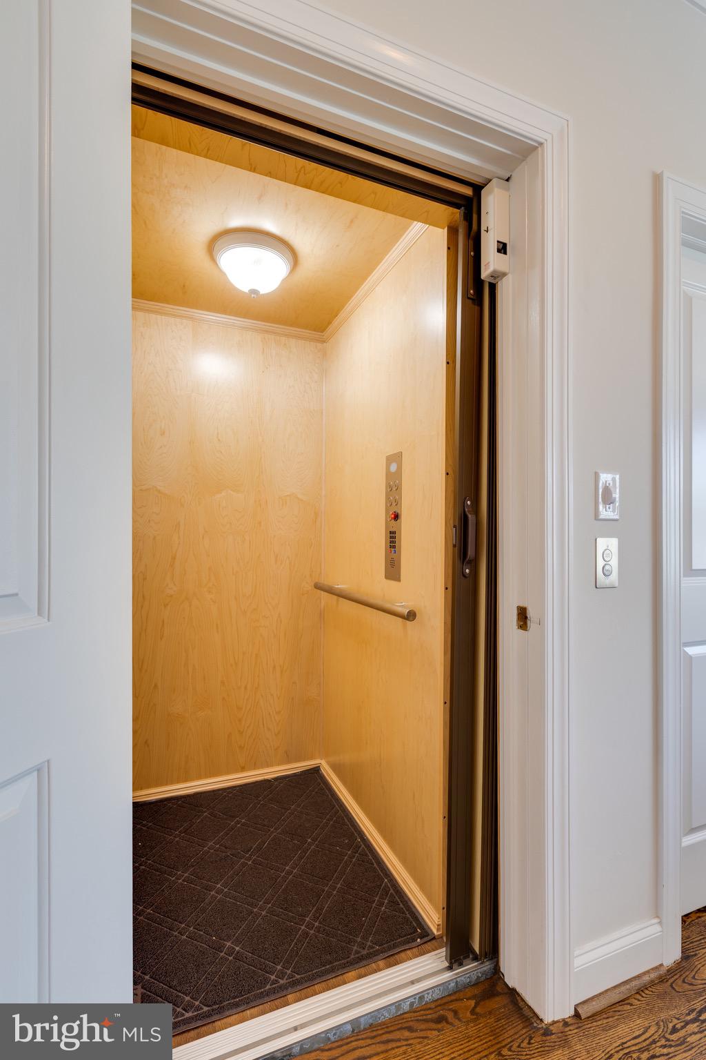 18 South Roberts Road Bryn Mawr, PA 19010 - Photo 9 of 48