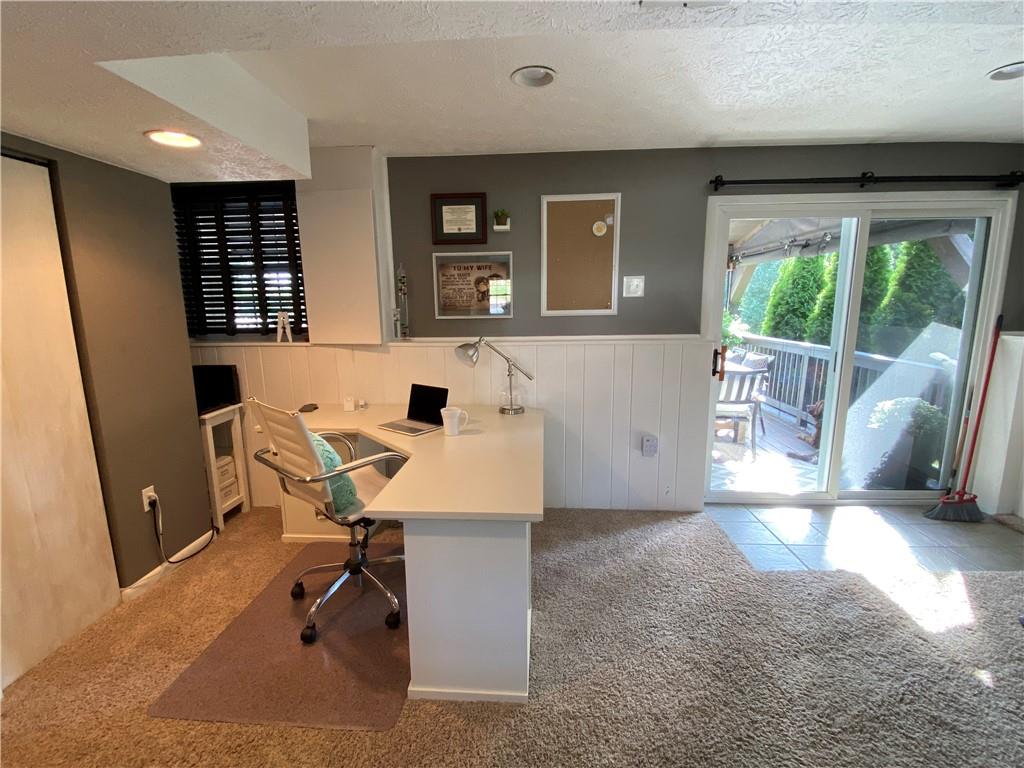 376 Center Grange Road Monaca, PA 15061 - Photo 15 of 25 Gallery Image 15