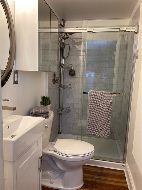 376 Center Grange Road Monaca, PA 15061 - Photo 9 of 25 Gallery Image 9
