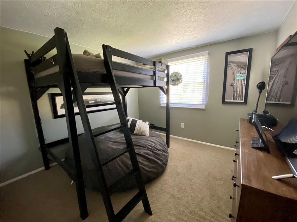 376 Center Grange Road Monaca, PA 15061 - Photo 10 of 25 Gallery Image 10