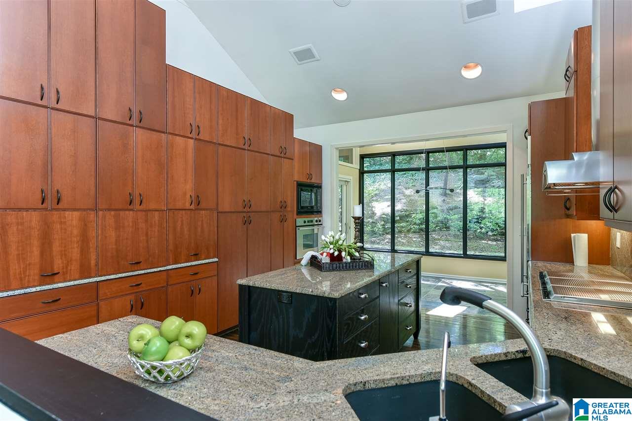 2926 Smyer Road Birmingham, AL 35209 - Photo 24 of 49