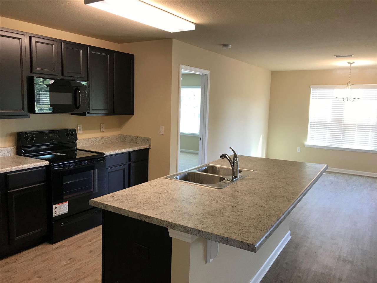 17392 Harding Drive Foley, AL 36535 - Photo 3 of 16