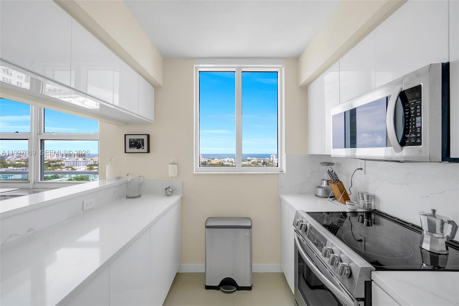 650 West Avenue, Unit 1912 Miami Beach, FL 33139 - Photo 6 of 35