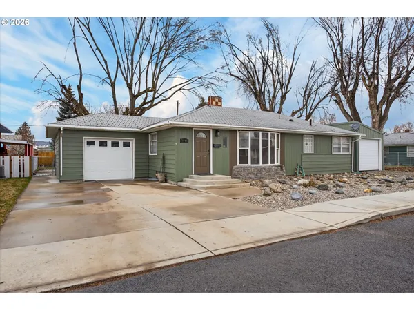 $349,500 | 3195 North 2nd Street, Baker City, OR 97814