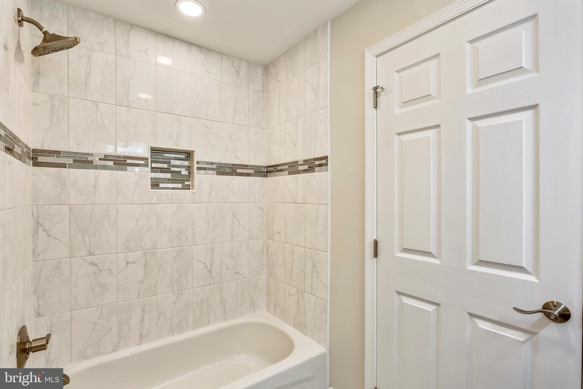 1001 Jackson Road Silver Spring, MD 20904 - Photo 13 of 28 Hall Bath