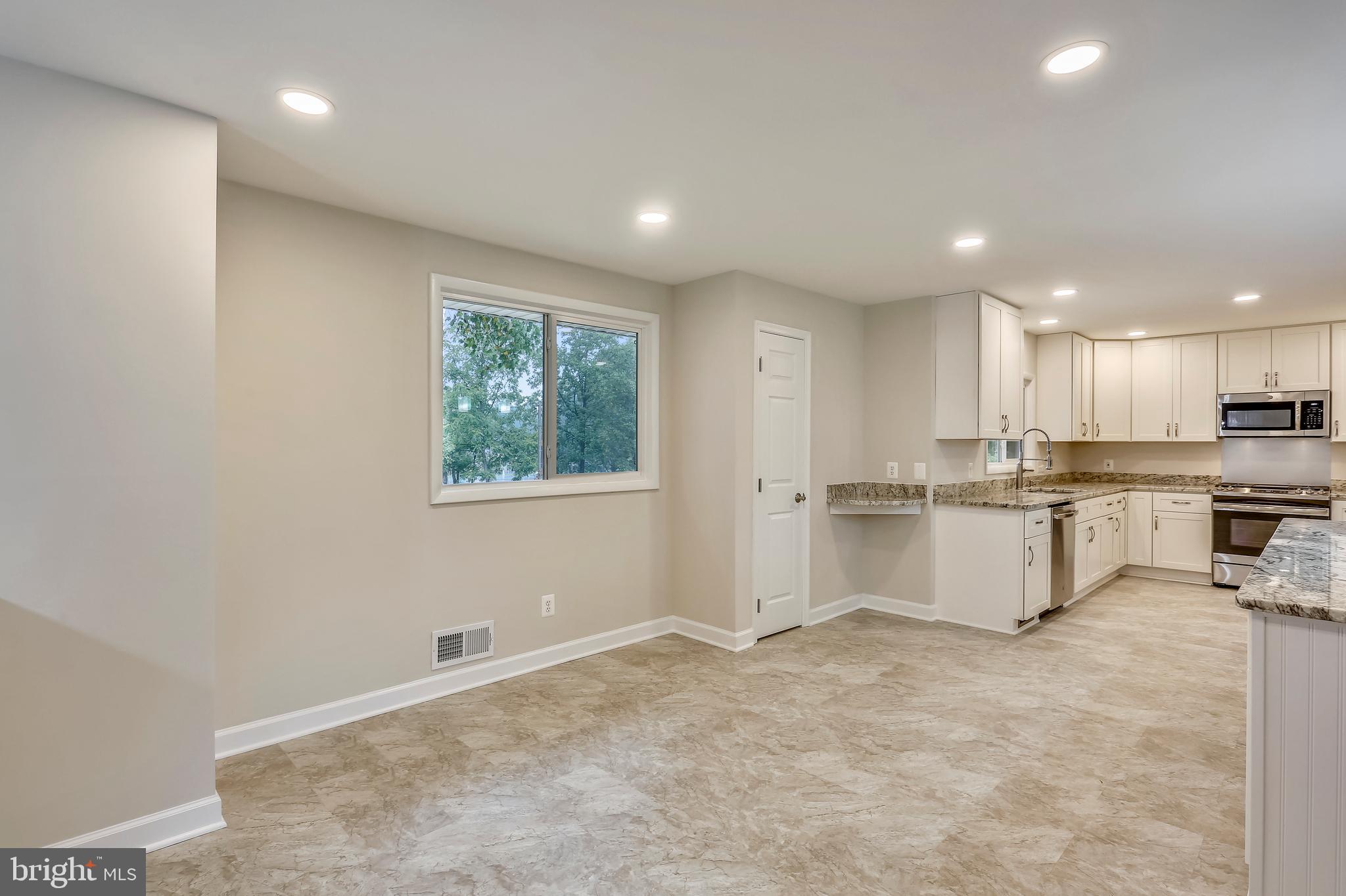 1001 Jackson Road Silver Spring, MD 20904 - Photo 14 of 28 Breakfast Area