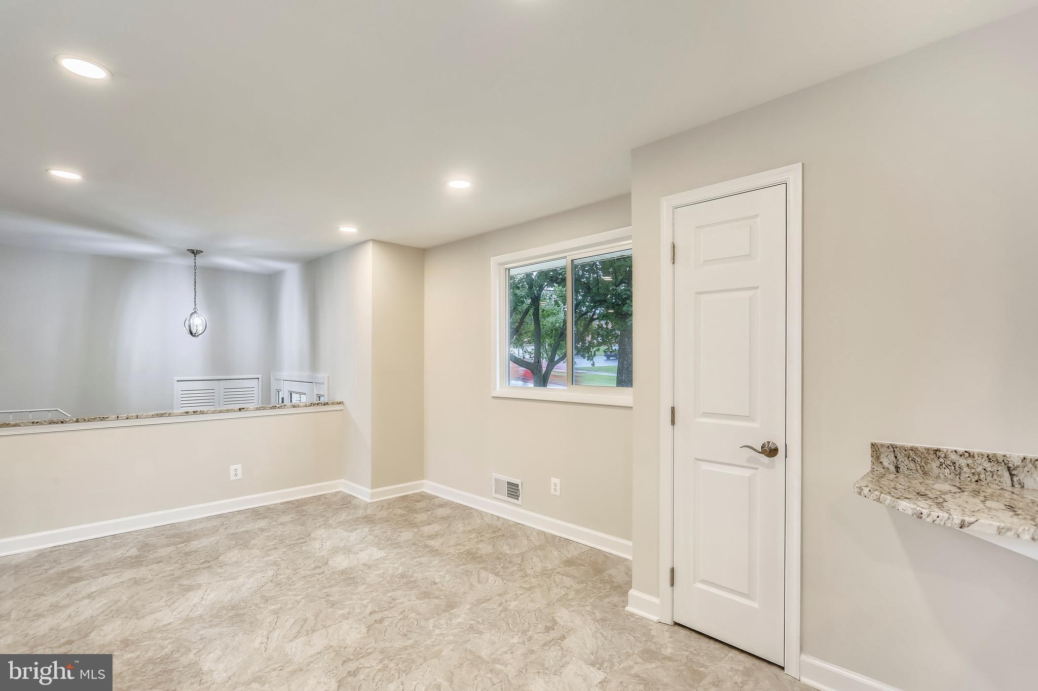 1001 Jackson Road Silver Spring, MD 20904 - Photo 18 of 28 Breakfast Area