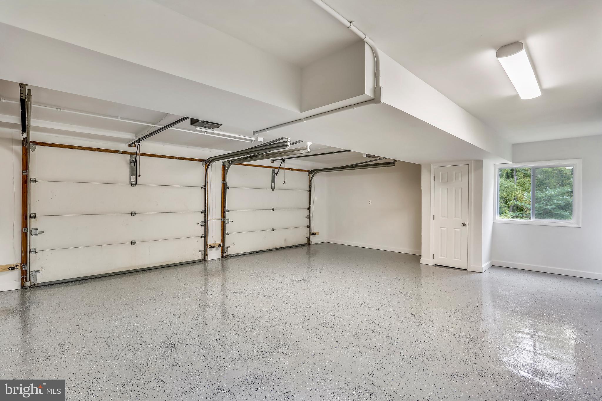 1001 Jackson Road Silver Spring, MD 20904 - Photo 21 of 28 Garage