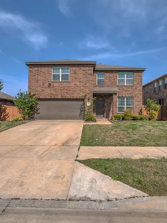 $350,000 | 2009 Shawnee Trail, Heartland, TX 75126