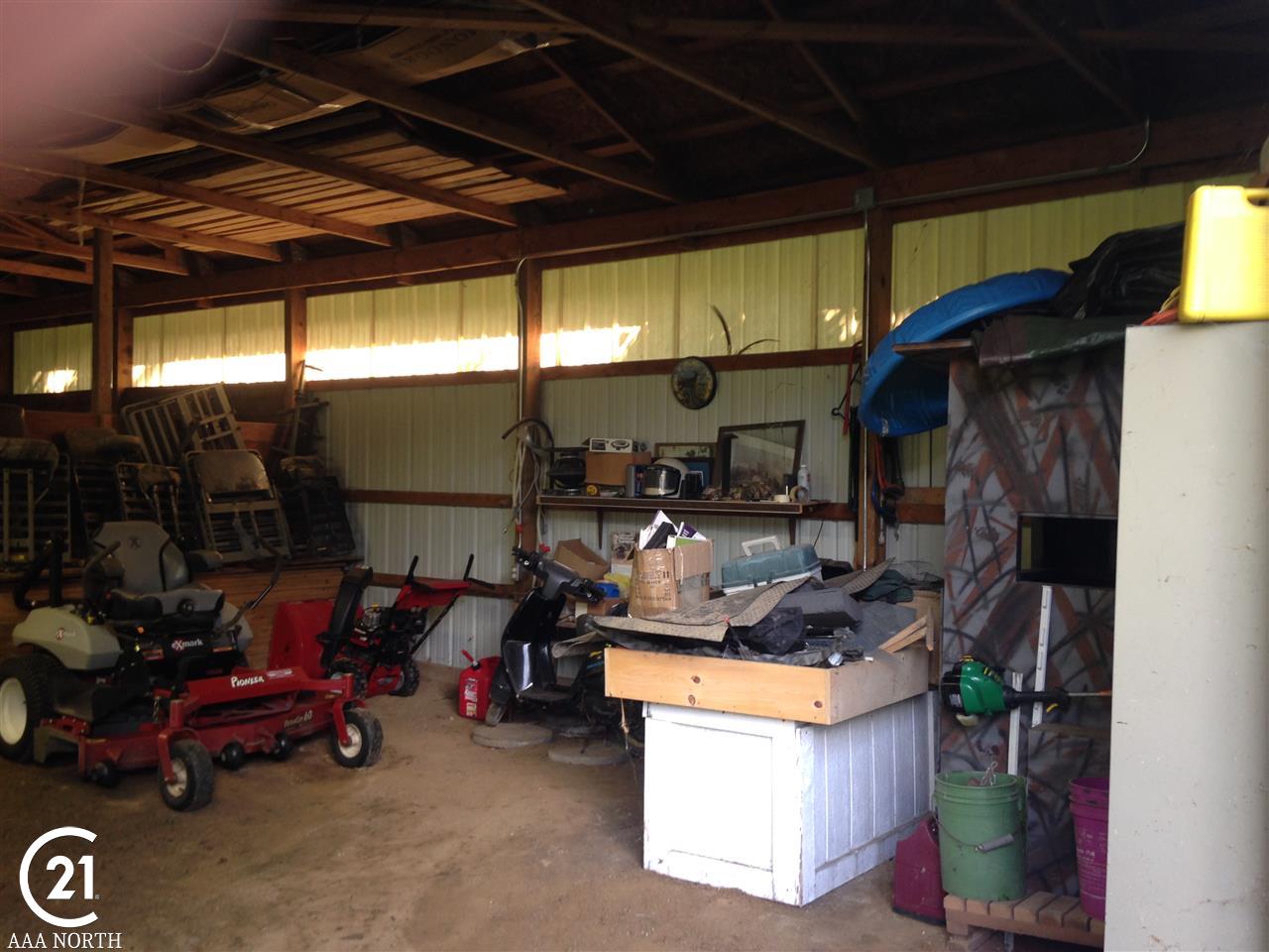 79800 McFadden Road Armada, MI 48005 - Photo 68 of 72 31345624-67.JPG