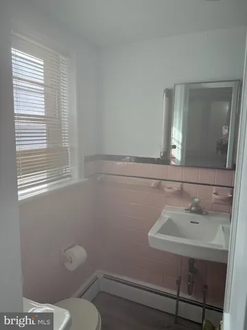 $1,200 | 424 South Matlack Street, Unit 3, West Chester, PA 19382