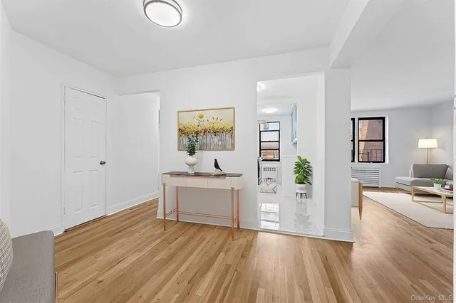 $358,000 | 84-19 51st Avenue, Unit 3J | Elmhurst