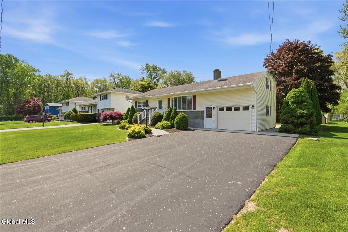 1117 Day Road Rotterdam, NY 12303 - Photo 39 of 40 06-003_MW2_9506
