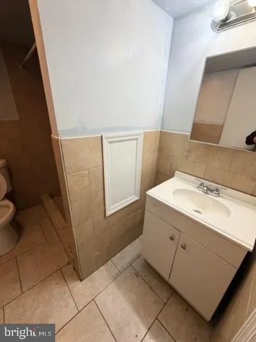 $900 | 6631 Erdrick Street, Philadelphia, PA 19135