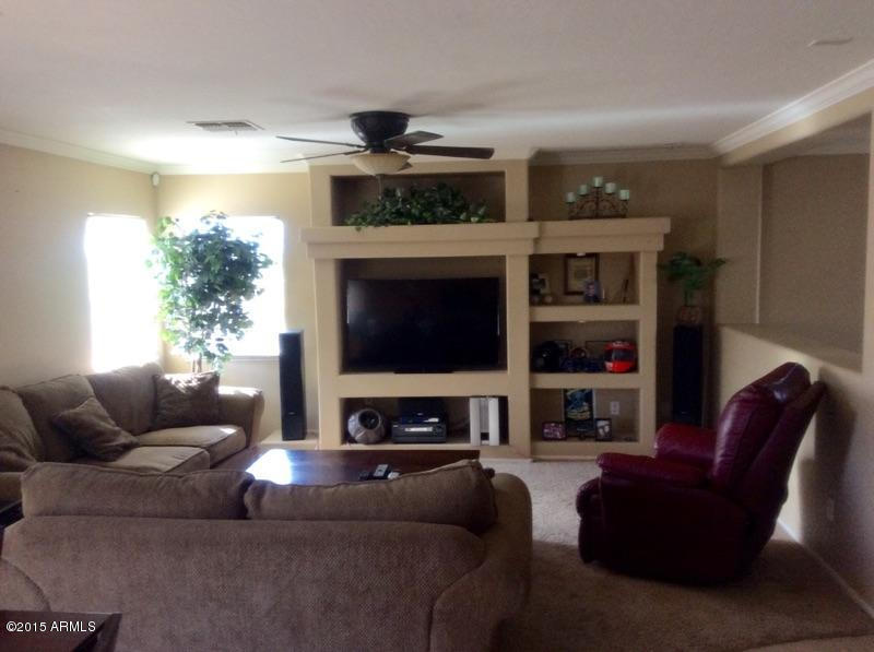 11645 West Mountain View Road Youngtown, AZ 85363 - Photo 3 of 13 family rm