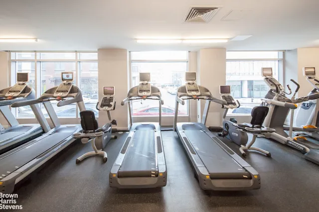 $2,395,000 | 22 North 6th Street, Unit 4R | Williamsburg