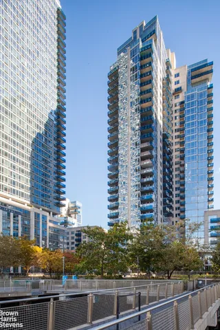 $2,395,000 | 22 North 6th Street, Unit 4R | Williamsburg