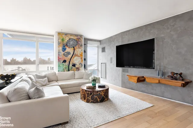 $2,395,000 | 22 North 6th Street, Unit 4R | Williamsburg