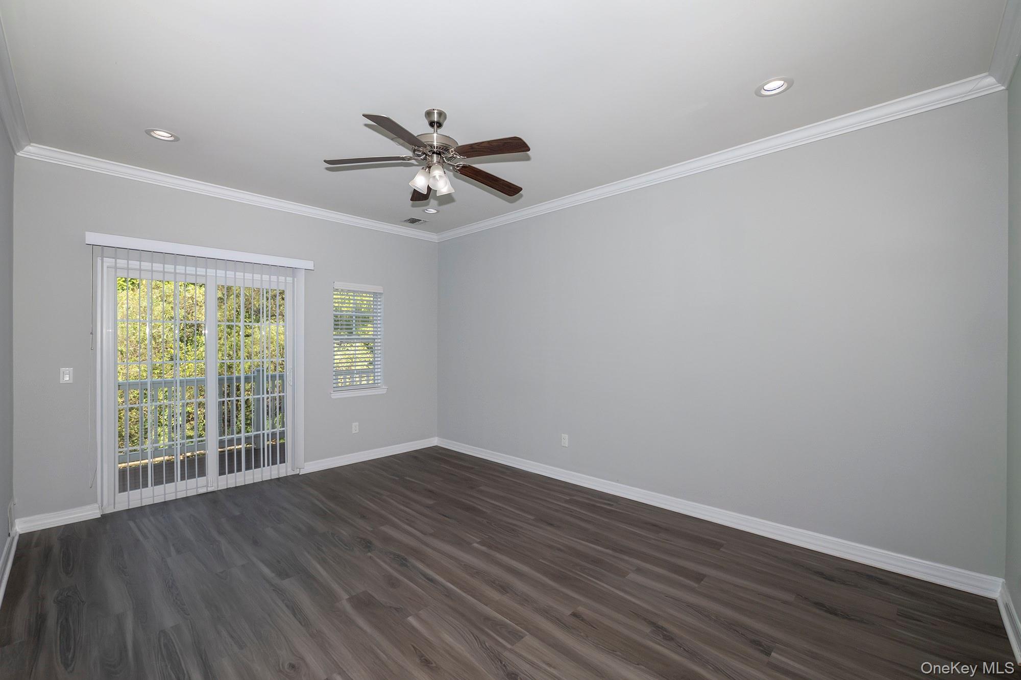 216 Centre Court, Unit 216 Medford, NY 11763 - Photo 6 of 12