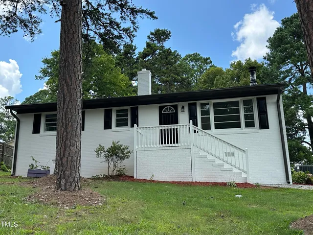 $216,000 | 1220 Roanoke Avenue, Henderson, NC 27536