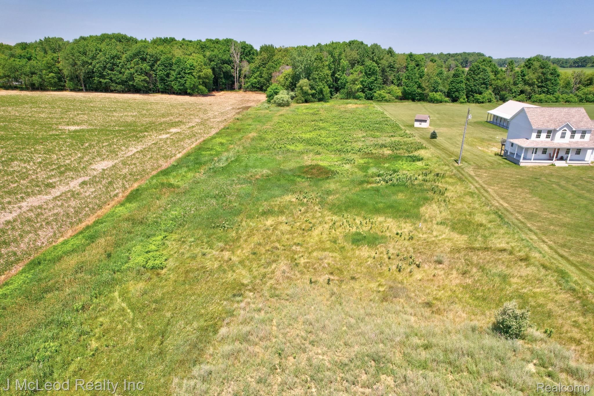 5160 Barnes Road Millington, MI 48746 - Photo 7 of 20 7-web-or-mls-5160 Barnes VL Millington -7.jpg