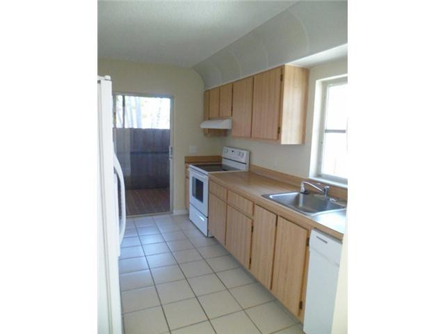 8800 Rheims Road, Unit B Boca Raton, FL 33496 - Photo 4 of 12 Kitchen