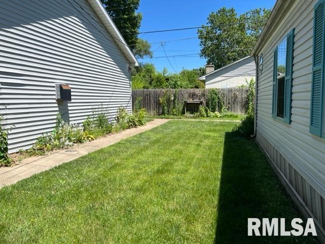 500 North Wesley Street Springfield, IL 62702 - Photo 8 of 29