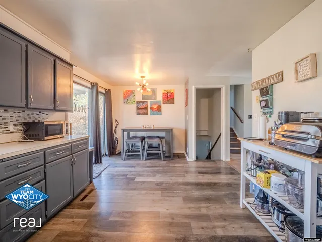 $300,000 | 3300 Navarre Road, Casper, WY 82604