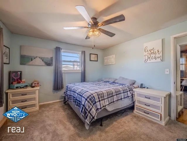 $300,000 | 3300 Navarre Road, Casper, WY 82604