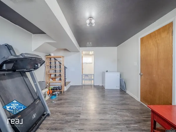 $295,000 | 3300 Navarre Road, Casper, WY 82604