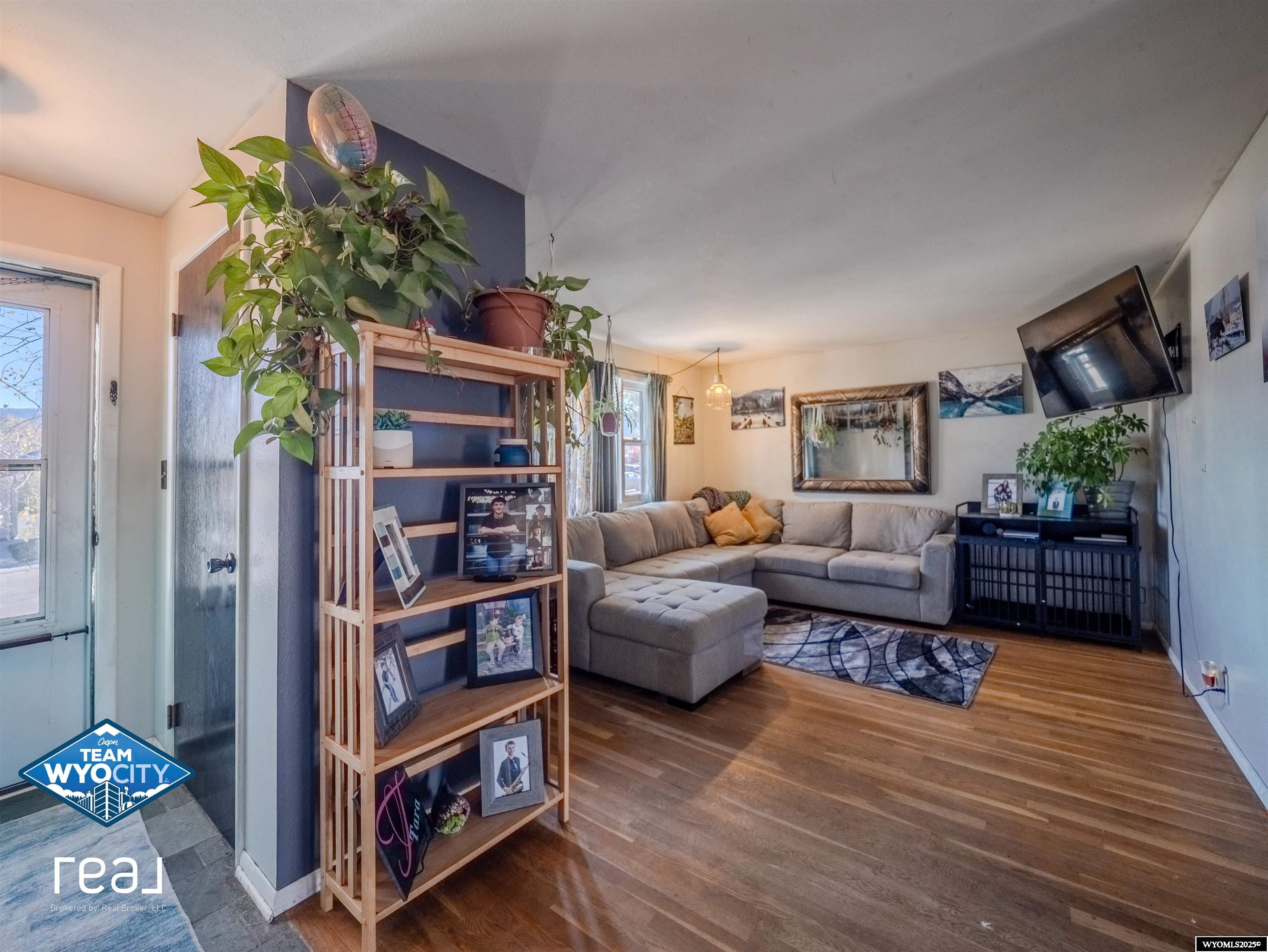 3300 Navarre Road Casper, WY 82604 - Photo 3 of 39