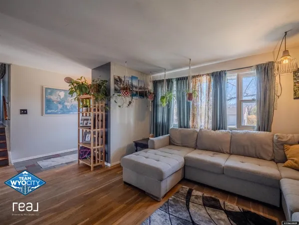 $295,000 | 3300 Navarre Road, Casper, WY 82604